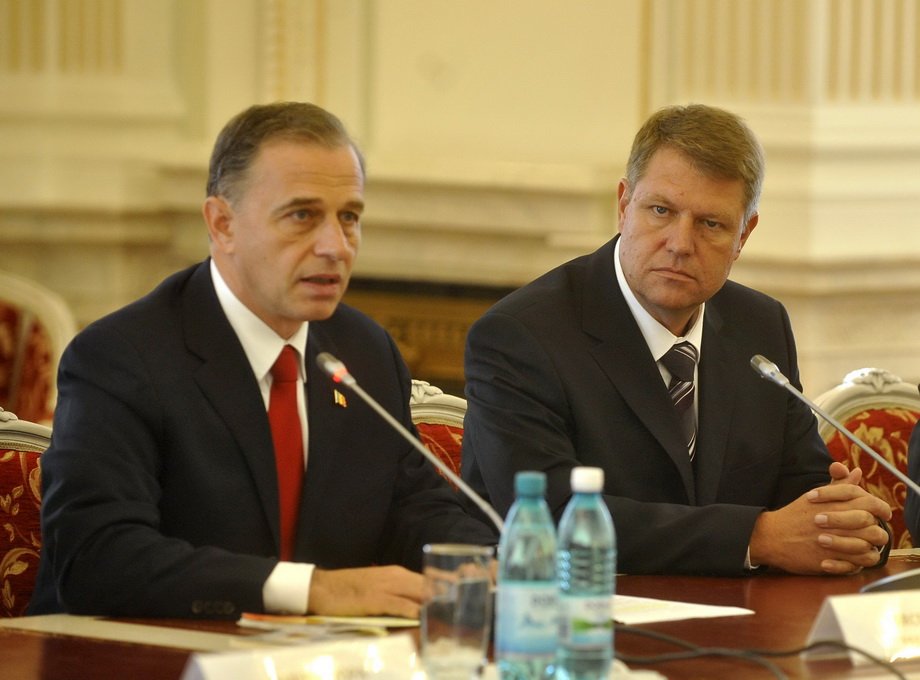 Geoana: Iohannis sa-si aleaga 15 ministri; in zona de program economic am o  viziune mai