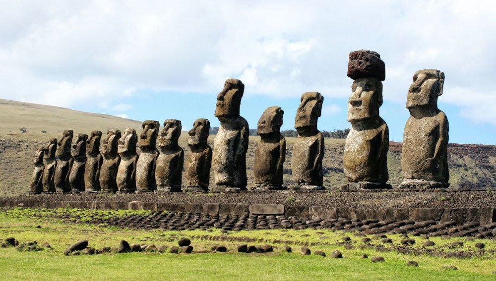 Rapa Nui man's pickup truck slams into sacred Easter Island statue ...