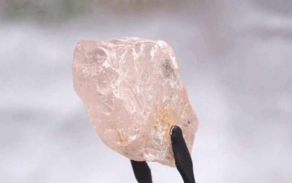Misterul celui mai mare diamant roz, descoperit în Angola. Video