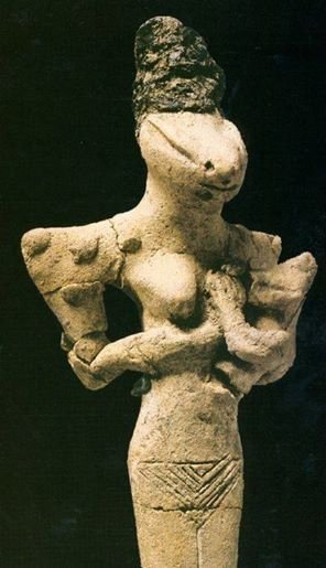 The Sumerian mother Goddess Nammu ("Snake headed Goddess figure ...