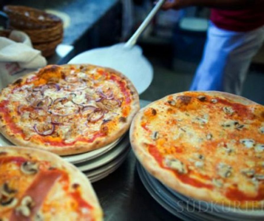 Uimitor. Cinci lucruri neștiute despre pizza! Prima oară NU a fost preparată în Italia!