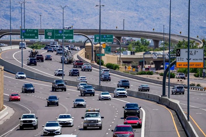 Cars drive along Piestewa Freeway, Arizona State Route 51, near the Ministack, as seen from the pedestrian bridge near Oak Street in Phoenix on May 18, 2023.