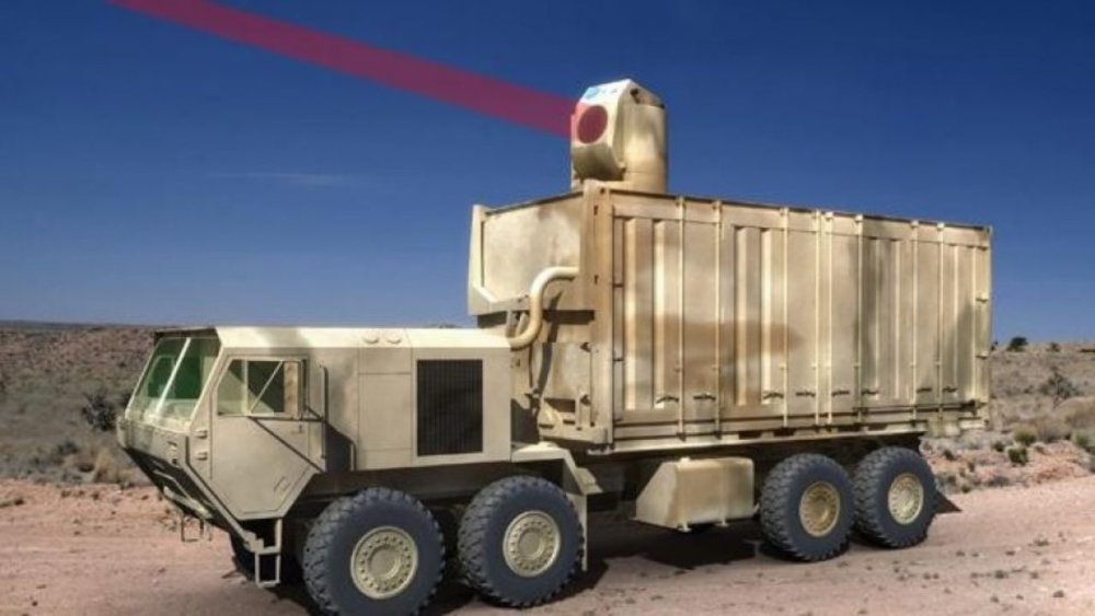Noul laser de care dispune armata americană dispersează metalul