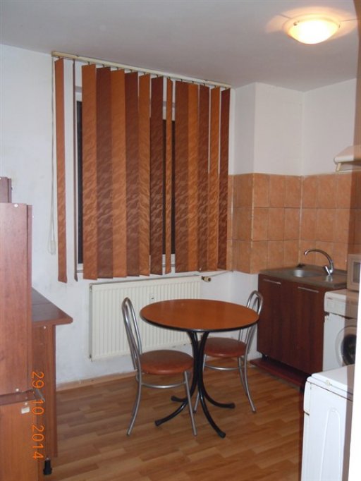 Vand apartament 3 camere in centrul Constantei