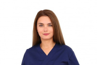 Doctor in uniforma