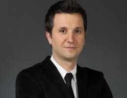 Despre Andi Moisescu