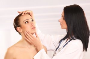 De ce e necesar sa vizitati un cabinet dermatologic