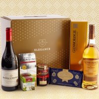 Cosul cadou de Crăciun, cadoul perfect pentru lenesi