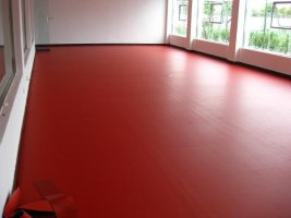 Milucon.ro - Recomanda instalarea de pardoseli PVC pentru beneficii multiple