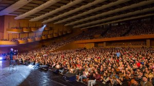 ”La cererea publicului” - un show pe gustul românilor