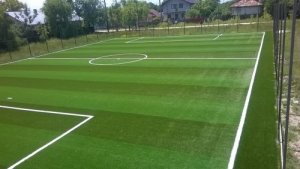 Gazonul artificial, versatil si gata pentru a fi aplicat oriunde
