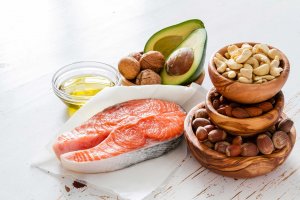 Superalimentele recomandate pentru combaterea colesterolului