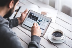 Tu cati influenceri in marketing online si SEO urmaresti zilnic si de ce?