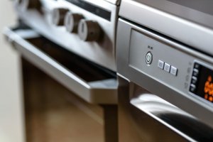 Ai auzit că în Cluj chiriile sunt scumpe? Iată 3 TRUCURI prin care poți plăti MAI PUȚIN decât majoritatea