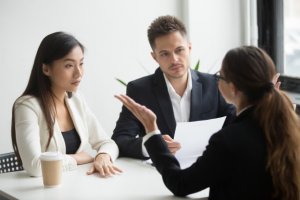 Top 5 trucuri pentru a-ți găsi un job într-o multinațională