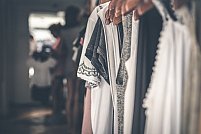 5 lucruri de care să ții cont înainte să-ți cumperi haine noi