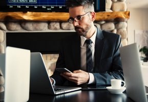 Cum pot contribui soluțiile software la dezvoltarea afacerii tale?