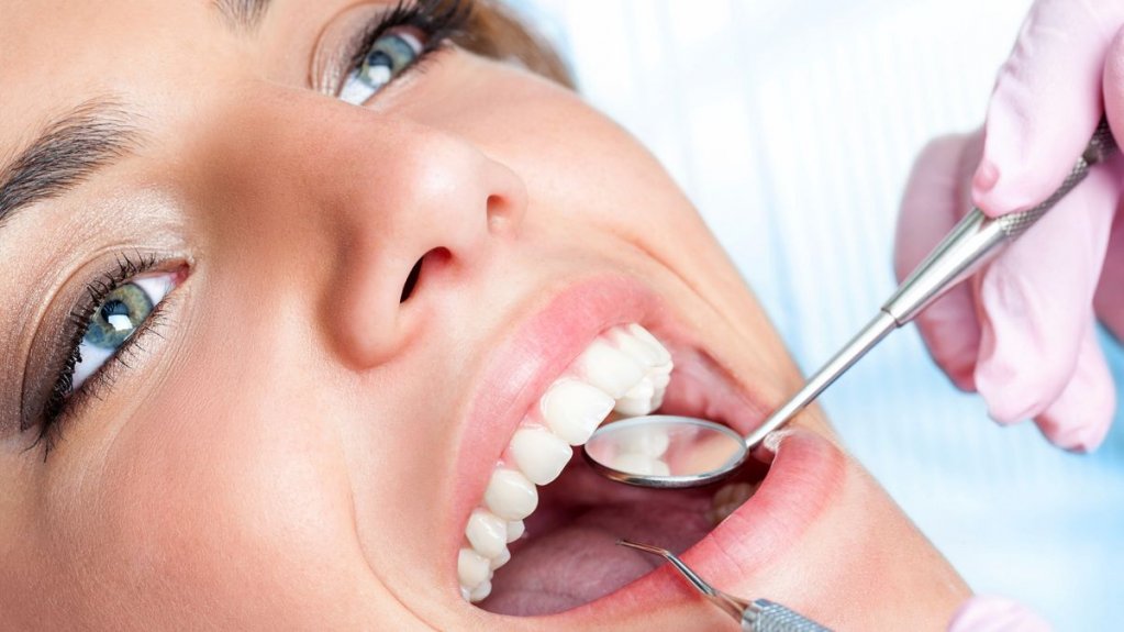Ai nevoie de un implant dentar? Descopera avantajele nenumarate!