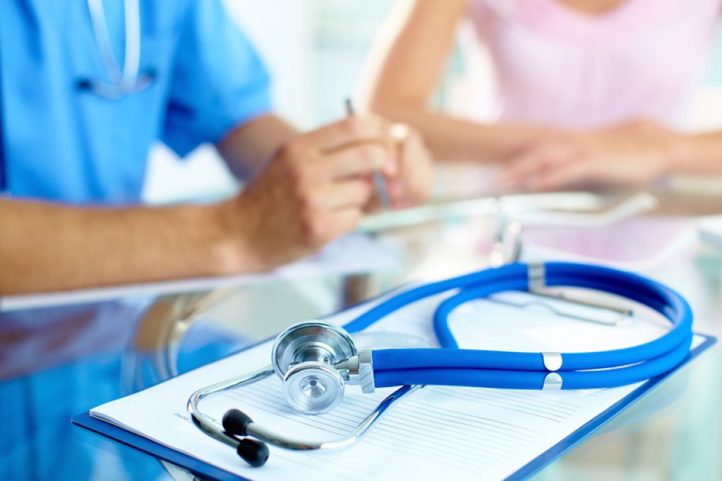 Iti schimbi jobul? Iata cum sa obtii fisa medicala pentru angajare cat mai rapid!