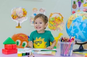 Cum sa pregatesti copilul pentru prima zi de scoala
