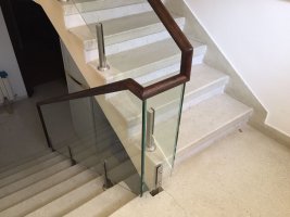Avantajele balustradelor din sticla securizata ABC Ludens