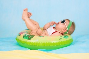 7 idei de activități distractive pentru bebeluși