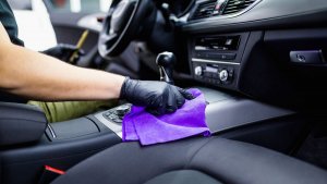 Modalitati simple prin care iti poti mentine masina curata pentru vreme indelungata