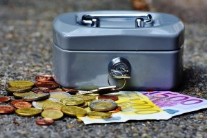 5 motive bune sa apelezi la serviciile unei case de amanet