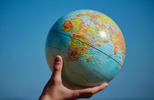 3 motive esențiale pentru care trebuie să alegi pungile compostabile