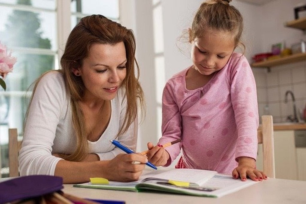 Cum sa tii rolul educatorului pentru copilul tau acasa