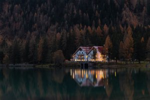 Locuința visurilor tale poate deveni realitate. Cum să construiești o casă de la zero