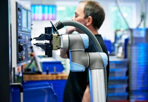 5 provocări cu care se confruntă întreprinderile astăzi și modul în care robotica le poate rezolva cu ușurință