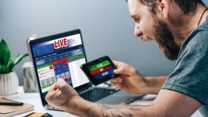 Cum să îți crești șansele de câștig într-un cazinou online