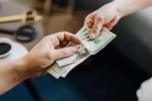 Cum să eviți ghișeele atunci când vrei un împrumut rapid?