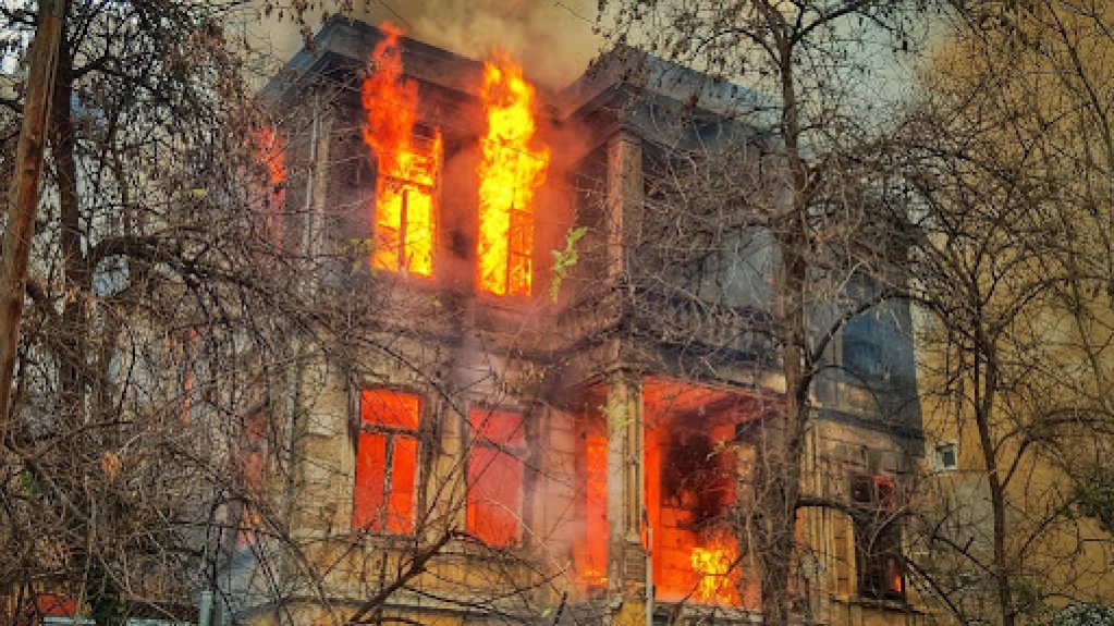 10 măsuri care pot fi luate împotriva incendiilor în hoteluri