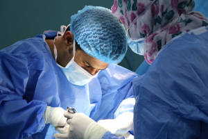 Beneficiile rinoplastiei cu tehnologie ultrasonică