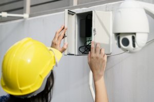 Vrei camere de supraveghere? Vezi ce spun specialiștii de securitate