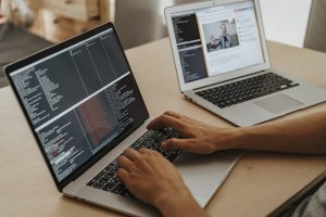 Gandirea logica, esentiala in atingerea succesului. Cum te ajuta cursurile de programare?