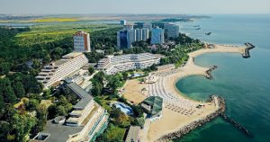 7 motive pentru care să vizitezi Cap Aurora în această toamnă