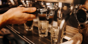 Cele mai importante 3 lucruri pe care oaspetii le apreciaza intr-o cafenea
