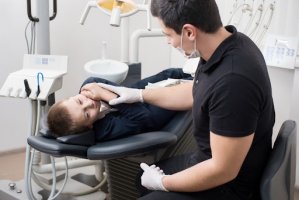 6 urgente stomatologice la copii: ce trebuie sa stiti