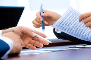 Angajati din Asia: O solutie eficienta si economica pentru industria hoteliera si restaurant