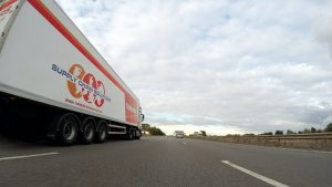 Diferente intre anvelopele de camion noi si cele second-hand