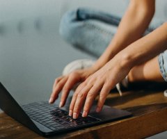 Descoperă lumea fascinantă a jocurilor de păcănele la Betfair Casino