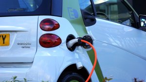 Funcționalități inovatoare în dezvoltarea vehiculelor electrice