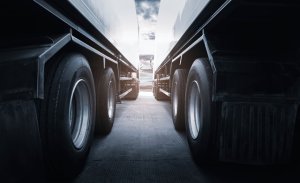 Cum să întrețin și să prelungesc durata de viață a anvelopelor de camion?
