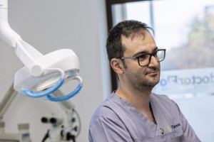 Află cum dieta poate influența sănătatea dinților și a gingiilor