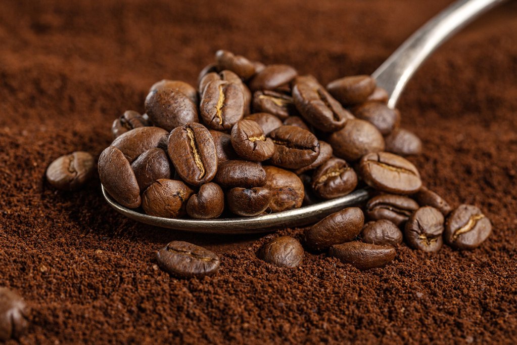 Cafeaua și creierul: cum ne influențează consumul de cafea gândirea și creativitatea