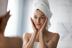 Alegerea cremei de față potrivite: ghid pentru toate tipurile de ten