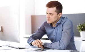 Utilizează un soft salarizare pentru a calcula eficient remunerațiile